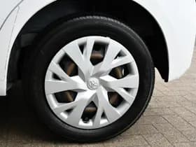 Toyota Yaris 1.5 VVT-i Aspiration Handgeschakeld 111pk thumbnail 8