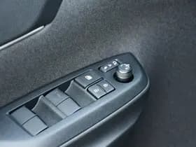 Toyota Yaris Cross 1.5 Hybrid 115 Dynamic Automaat 116pk thumbnail 24