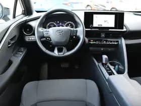 Toyota C-HR 2.0 Plug-in Hybrid 220 Dynamic Automaat 223pk thumbnail 2