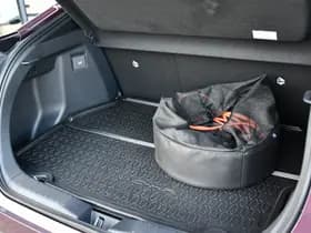 Toyota C-HR 2.0 Plug-in Hybrid 220 Dynamic Automaat 223pk thumbnail 14