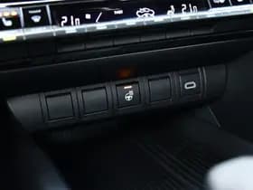 Toyota C-HR 2.0 Plug-in Hybrid 220 Dynamic Automaat 223pk thumbnail 20