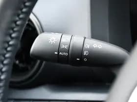 Toyota C-HR 2.0 Plug-in Hybrid 220 Dynamic Automaat 223pk thumbnail 23