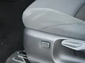 Toyota C-HR 2.0 Plug-in Hybrid 220 Dynamic Automaat 223pk thumbnail 26