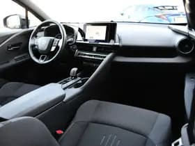 Toyota C-HR 2.0 Plug-in Hybrid 220 Dynamic Automaat 223pk thumbnail 31