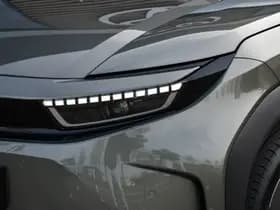 Toyota Urban Cruiser Executive 61 kWh Automaat 174pk thumbnail 12