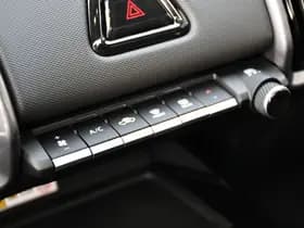 Toyota Urban Cruiser Executive 61 kWh Automaat 174pk thumbnail 27