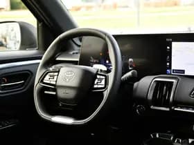 Toyota Urban Cruiser Executive 61 kWh Automaat 174pk thumbnail 29