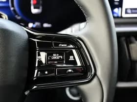 Toyota Urban Cruiser Executive 61 kWh Automaat 174pk thumbnail 34