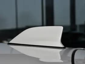 Toyota Urban Cruiser Executive 61 kWh Automaat 174pk thumbnail 36