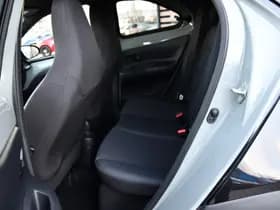 Toyota Aygo X 1.0 VVT-i MT Envy 72pk thumbnail 12