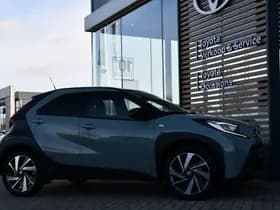 Toyota Aygo X 1.0 VVT-i MT Envy 72pk thumbnail 3