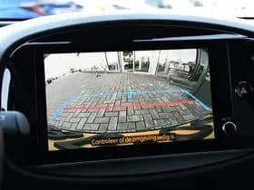 Toyota Aygo X 1.0 VVT-i MT Envy 72pk thumbnail 4