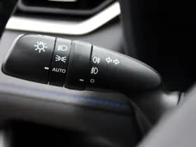 Toyota RAV4 thumbnail 16