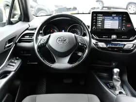 Toyota C-HR thumbnail 16