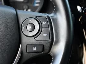 Toyota Auris thumbnail 23