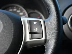 Toyota Yaris thumbnail 16