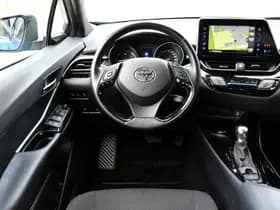 Toyota C-HR thumbnail 14