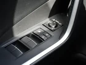 Toyota RAV4 thumbnail 31