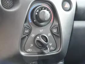 Toyota Aygo 1.0 VVT-i x-fun 5-deurs 69pk thumbnail 7