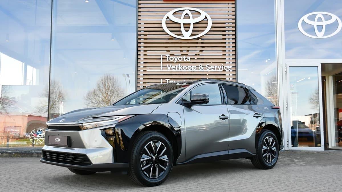 Toyota BZ4X Dynamic 73 kWh Automaat 224pk — foto 1