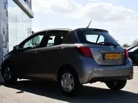 Toyota Yaris thumbnail 11