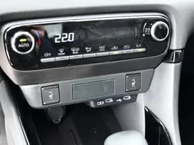 Toyota Yaris 1.5 Hybrid 115 Dynamic Automaat 116pk thumbnail 19