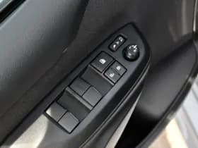 Toyota Yaris 1.5 Hybrid 115 Dynamic Automaat 116pk thumbnail 20