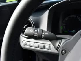 Toyota C-HR 2.0 Plug-in Hybrid 220 Dynamic Automaat 223pk thumbnail 12