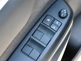 Toyota Yaris Cross thumbnail 14