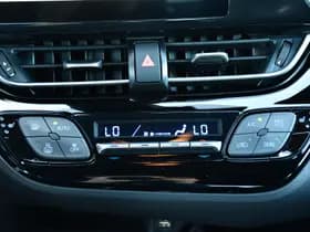 Toyota C-HR thumbnail 22