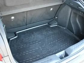 Toyota C-HR thumbnail 24