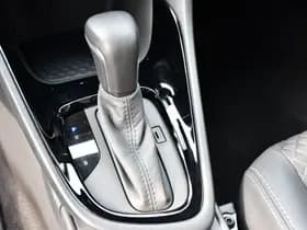 Toyota Yaris thumbnail 15