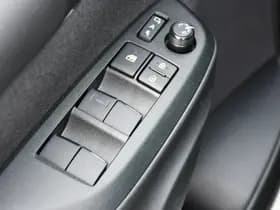 Toyota Yaris thumbnail 20