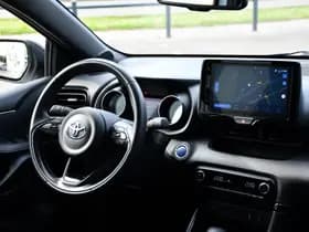 Toyota Yaris thumbnail 24