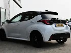 Toyota Yaris thumbnail 9