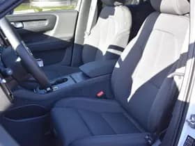 Volvo EX40 Extended Range 252PK Plus 82KWH thumbnail 6