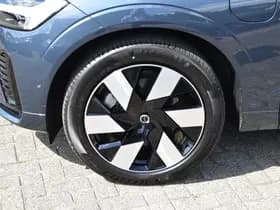 Volvo XC60 T8 AWD 455PK Plug-in hybrid Ultra Dark thumbnail 5