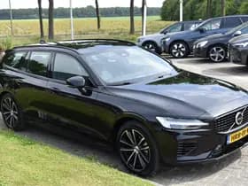 Volvo V60 T6 AWD 350PK Plug-in Hybrid Plus Dark thumbnail 2