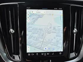 Volvo V60 T6 AWD 350PK Plug-in Hybrid Plus Dark thumbnail 13