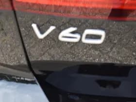 Volvo V60 T6 AWD 350PK Plug-in Hybrid Plus Dark thumbnail 18