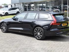 Volvo V60 T6 AWD 350PK Plug-in Hybrid Plus Dark thumbnail 7