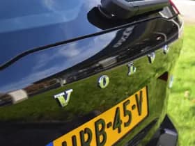 Volvo XC60 T6 AWD 350PK Plug-in Hybrid Ultra Dark thumbnail 15