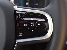 Volvo XC60 T6 AWD 350PK Plug-in Hybrid Ultra Dark thumbnail 42