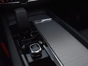 Volvo XC60 T6 AWD 350PK Plug-in Hybrid Ultra Dark thumbnail 48