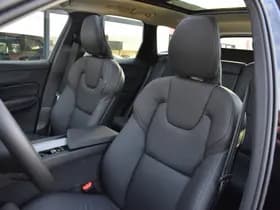 Volvo XC60 T6 AWD 350PK Plug-in Hybrid Ultra Dark thumbnail 8