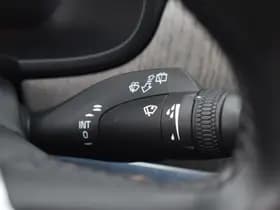 Volvo V90 T8 AWD 390PK Plug-in Hybrid Inscription thumbnail 36