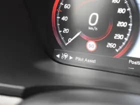 Volvo V90 T8 AWD 390PK Plug-in Hybrid Inscription thumbnail 39