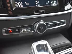 Volvo V90 T8 AWD 390PK Plug-in Hybrid Inscription thumbnail 48