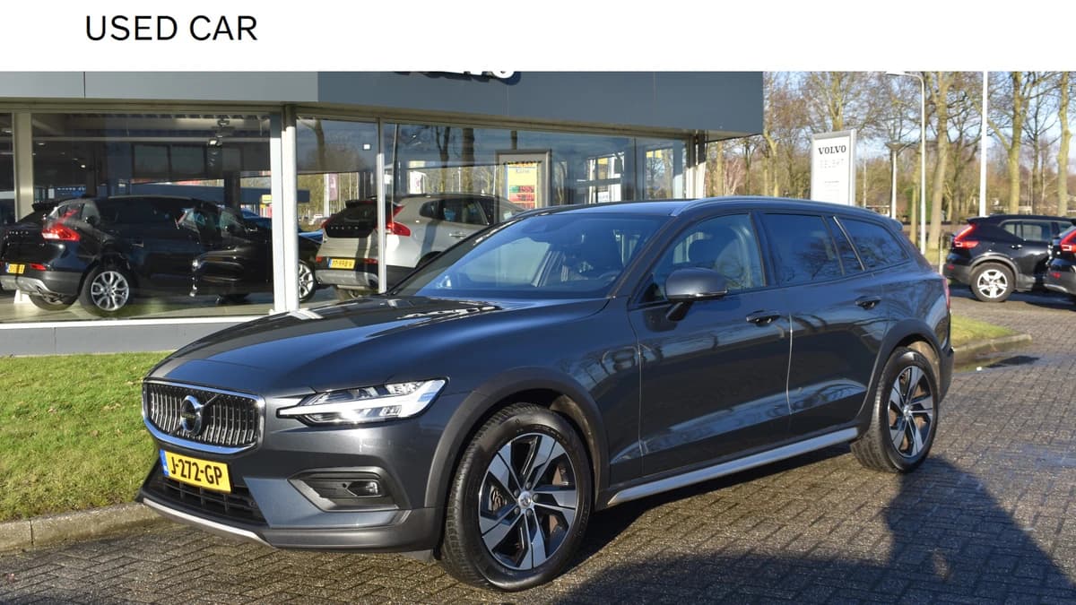 Volvo V60 Cross Country T5 AWD 250PK Automaat Pro — foto 1