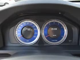 Volvo V60 T3 180PK R-Design thumbnail 25